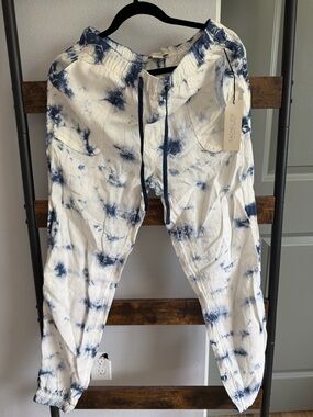Rachel Zoe Men's White & Navy Tie-Dye Jogger Pants